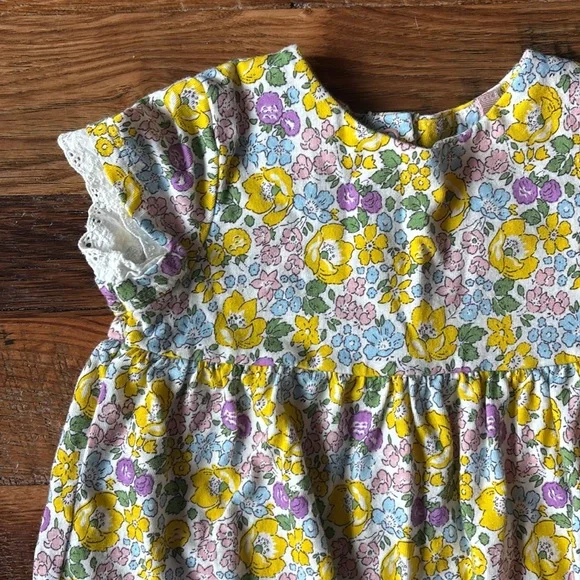 Baby Boden Floral Baby Dress with Bloomers - Picture 2 of 9